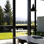 Haus Und Hof - Design Im Salzkammergut Hof bei Salzburg