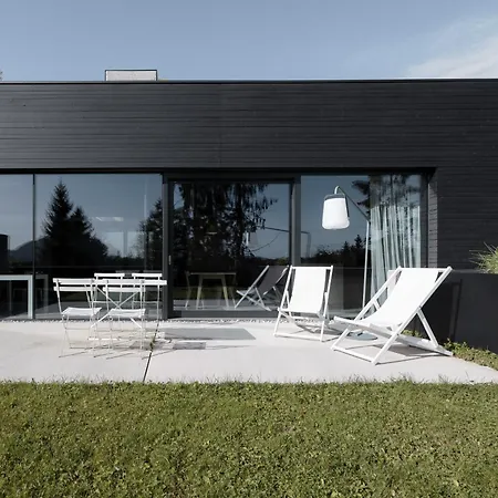 Haus Und Hof - Design Im Salzkammergut * Hof bei Salzburg