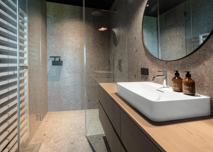 Haus Und Hof - Design Im Salzkammergut * Hof bei Salzburg